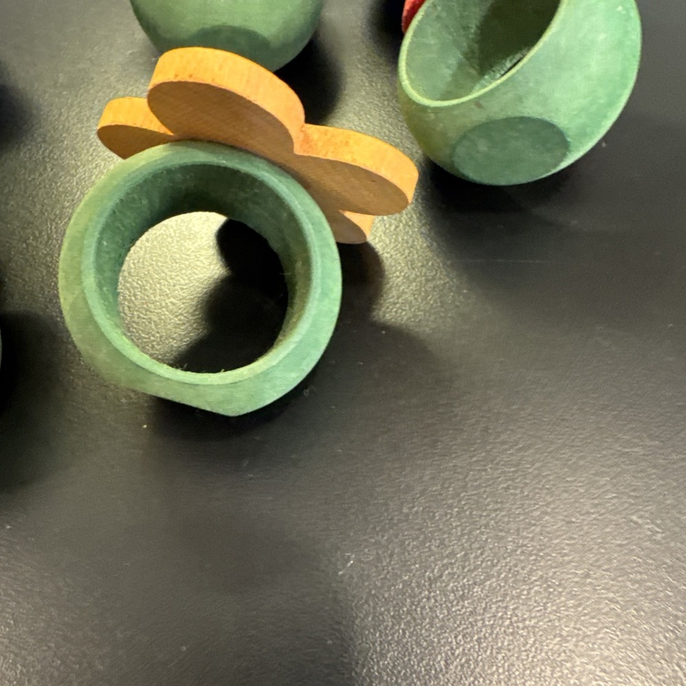 Set of 6 Floral Wooden Napkin Rings Daisy Flower Spring Summer Table Decor - Picture 4 of 7